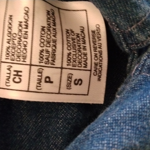 💕HP💕Disney long sleeve Denim Shacket button front - Picture 3 of 6